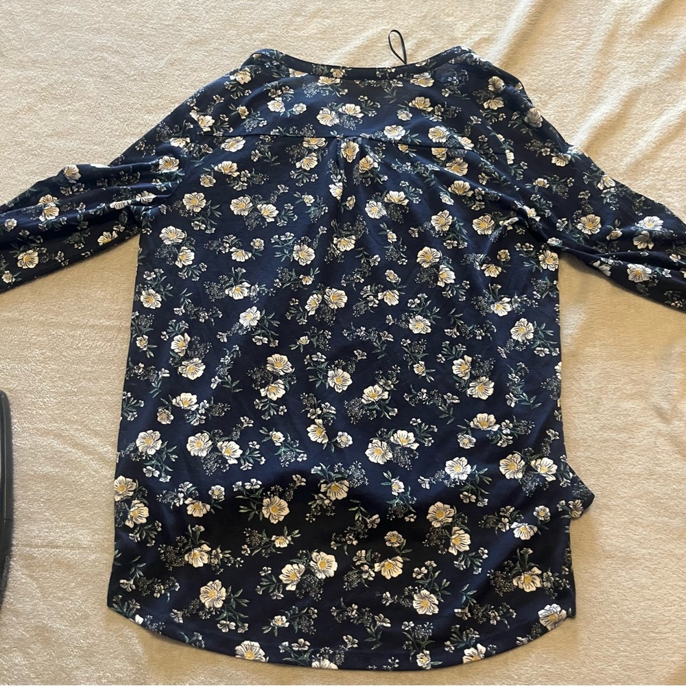 H&M Navy Floral Long Sleeve Top‎ - Picture 4 of 4